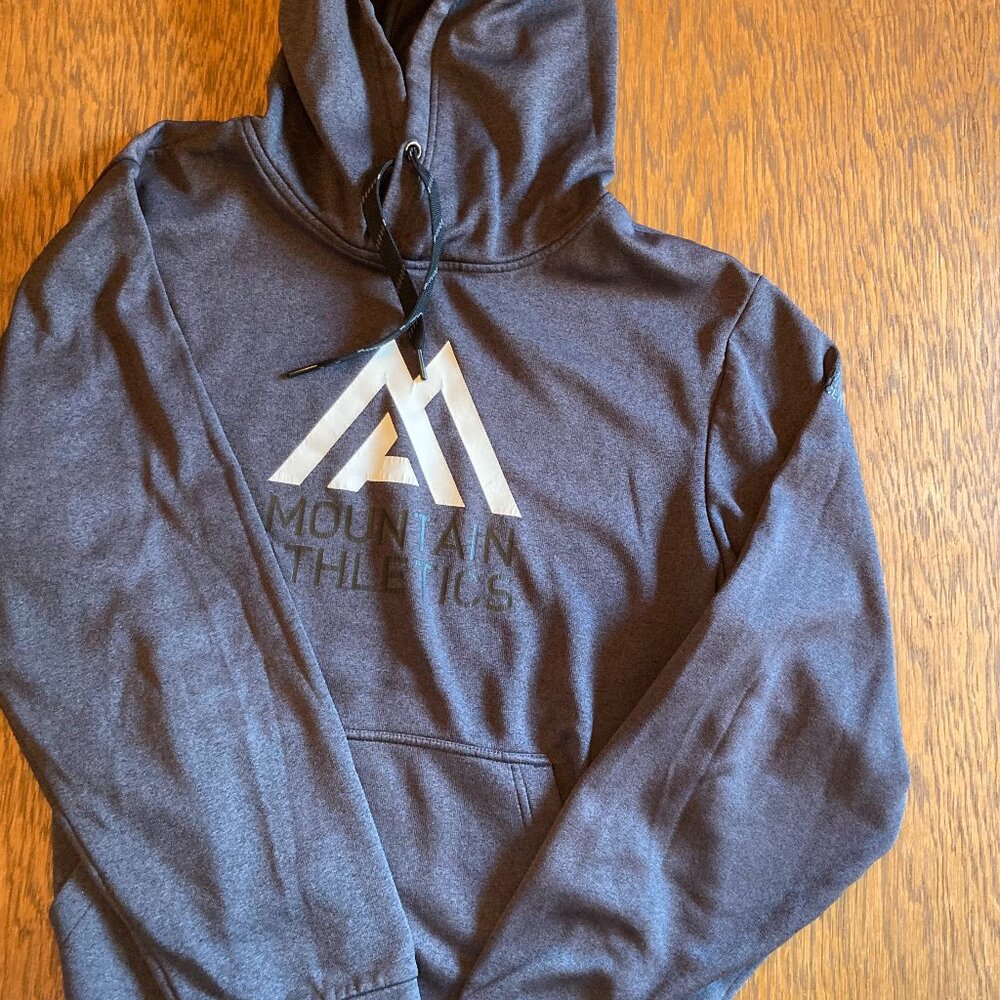 The North Face Light-weight Mountain Athletics Sweatshirt size Large - Gray